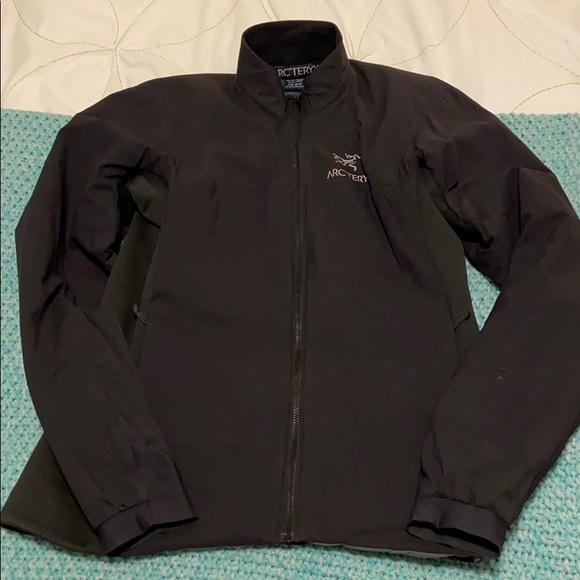 Arc'teryx Jackets & Blazers - Arc’teryx Atom Jacket